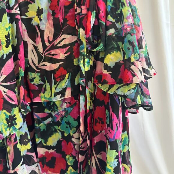 Tahari ASL Women's Plus 24W bright floral wrap front dress with ruffled skirt - Picture 10 of 13